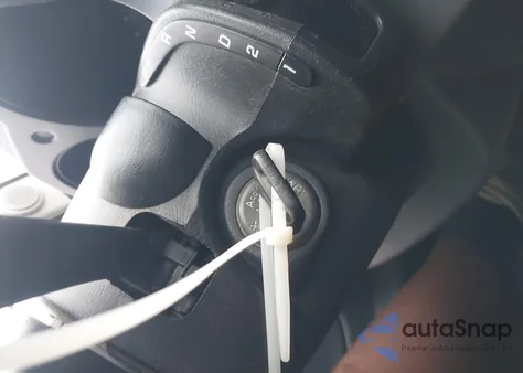 2002 Nissan Frontier Xe z USA, uszkodzony, nr VIN 1N6DD26SX2C306034